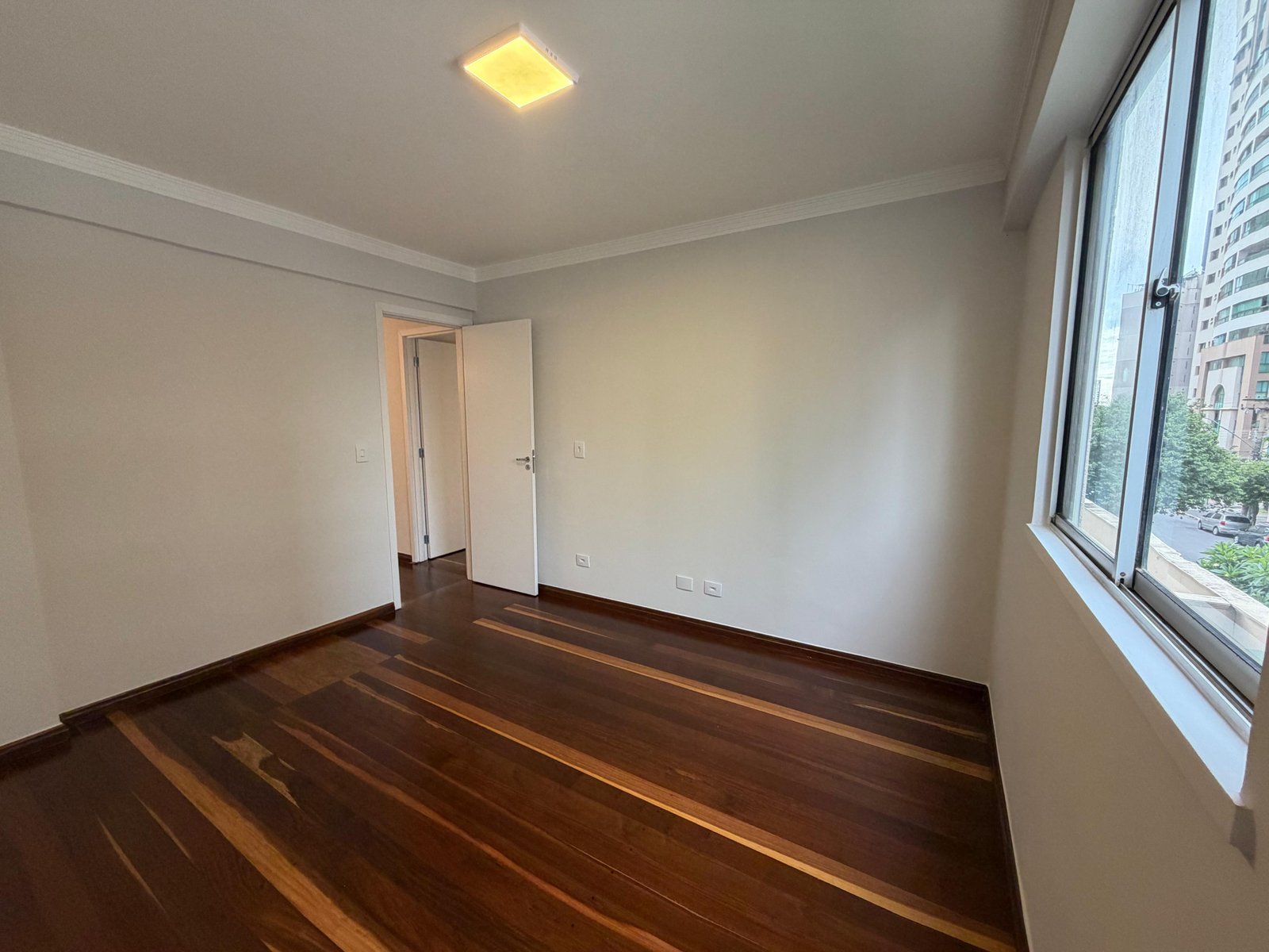 Apartamento 3 Quartos 160m² Reformado - Edifício Grécia - Setor Oeste