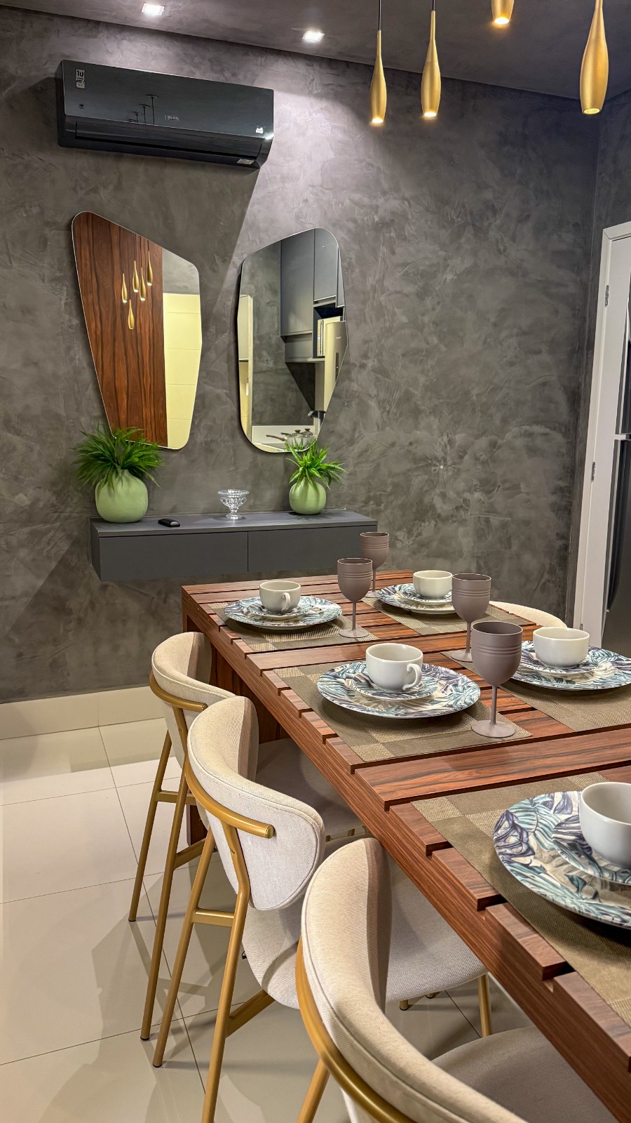 Apartamento 2 Quartos com Suíte - Residencial Lux Flamboyant