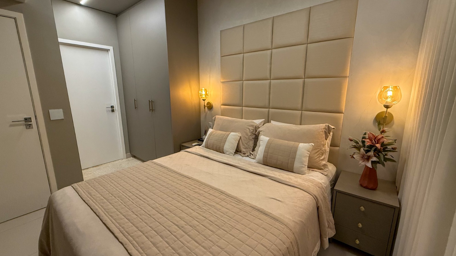 Apartamento de Luxo no Residencial Lux Flamboyant - Alto da Glória