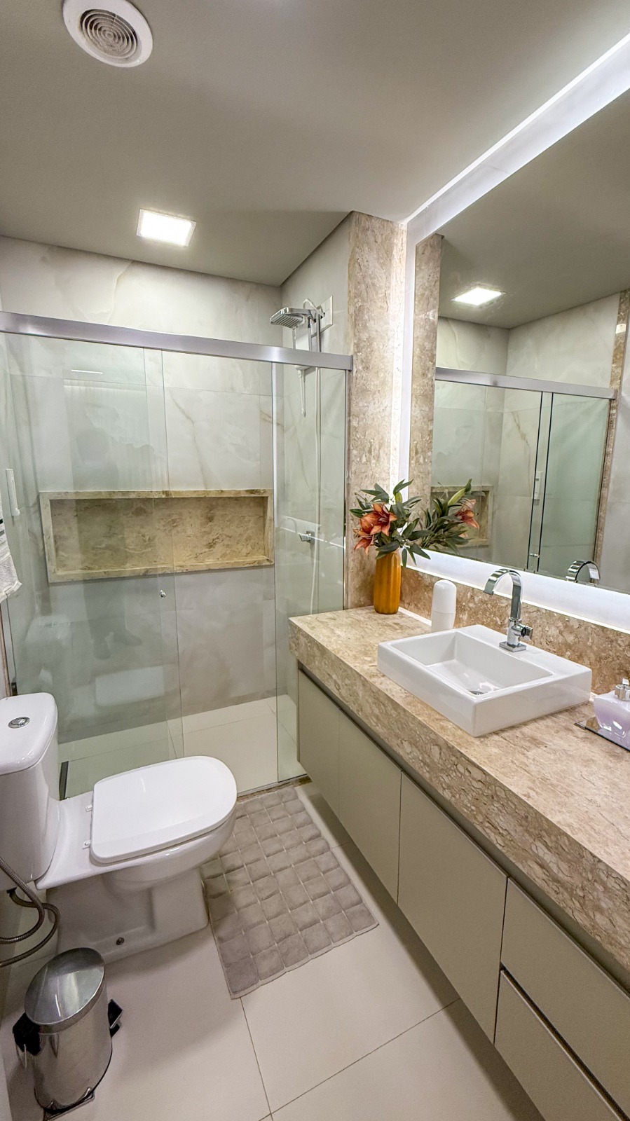 Apartamento de Luxo no Residencial Lux Flamboyant - Alto da Glória