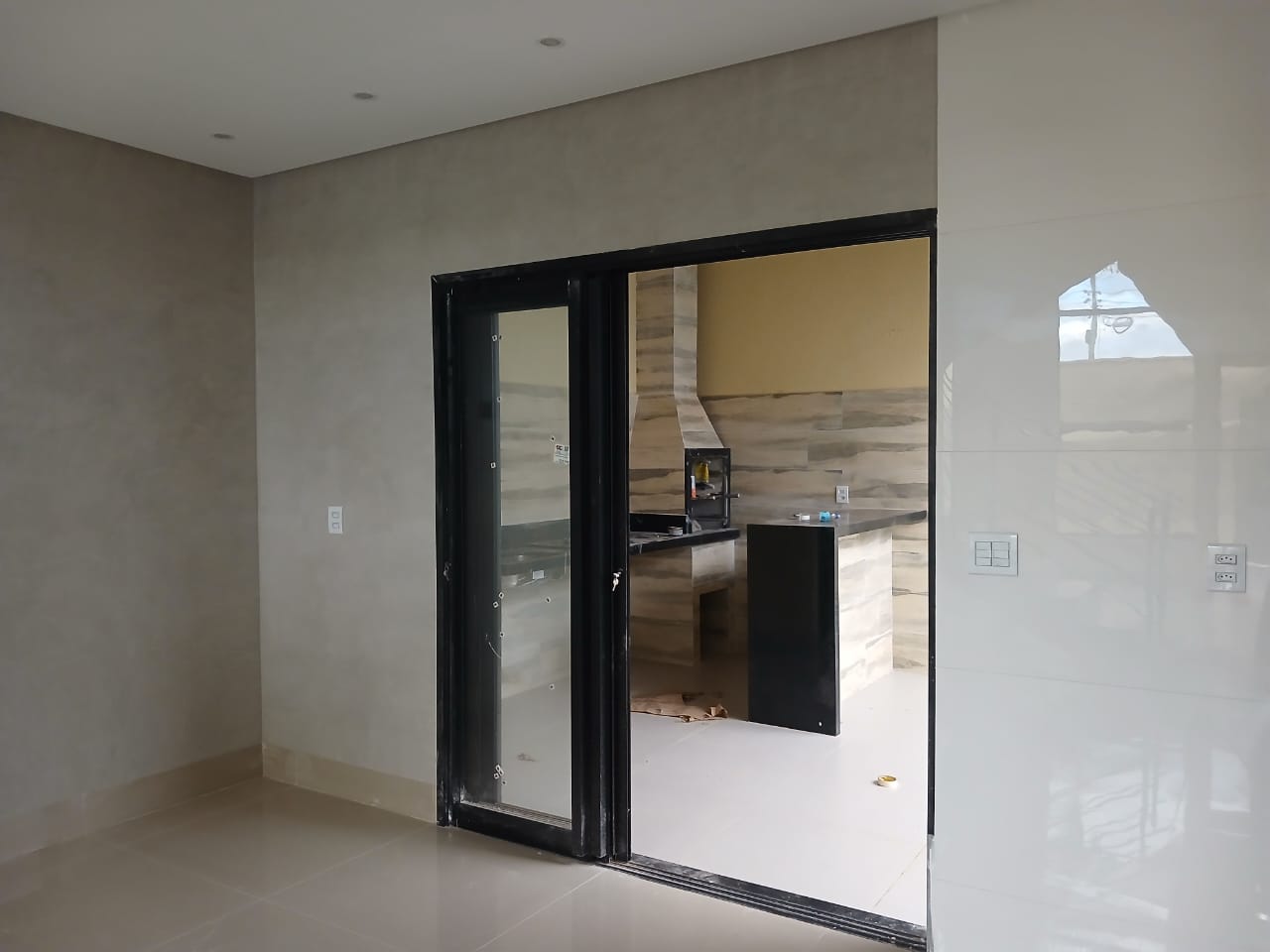 Ágio de Sobrado no Recanto das Emas – Goiânia – 3 Quartos com Suíte Ma