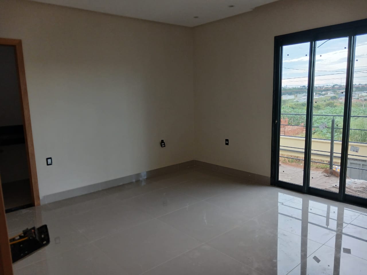 Ágio de Sobrado no Recanto das Emas – Goiânia – 3 Quartos com Suíte Ma