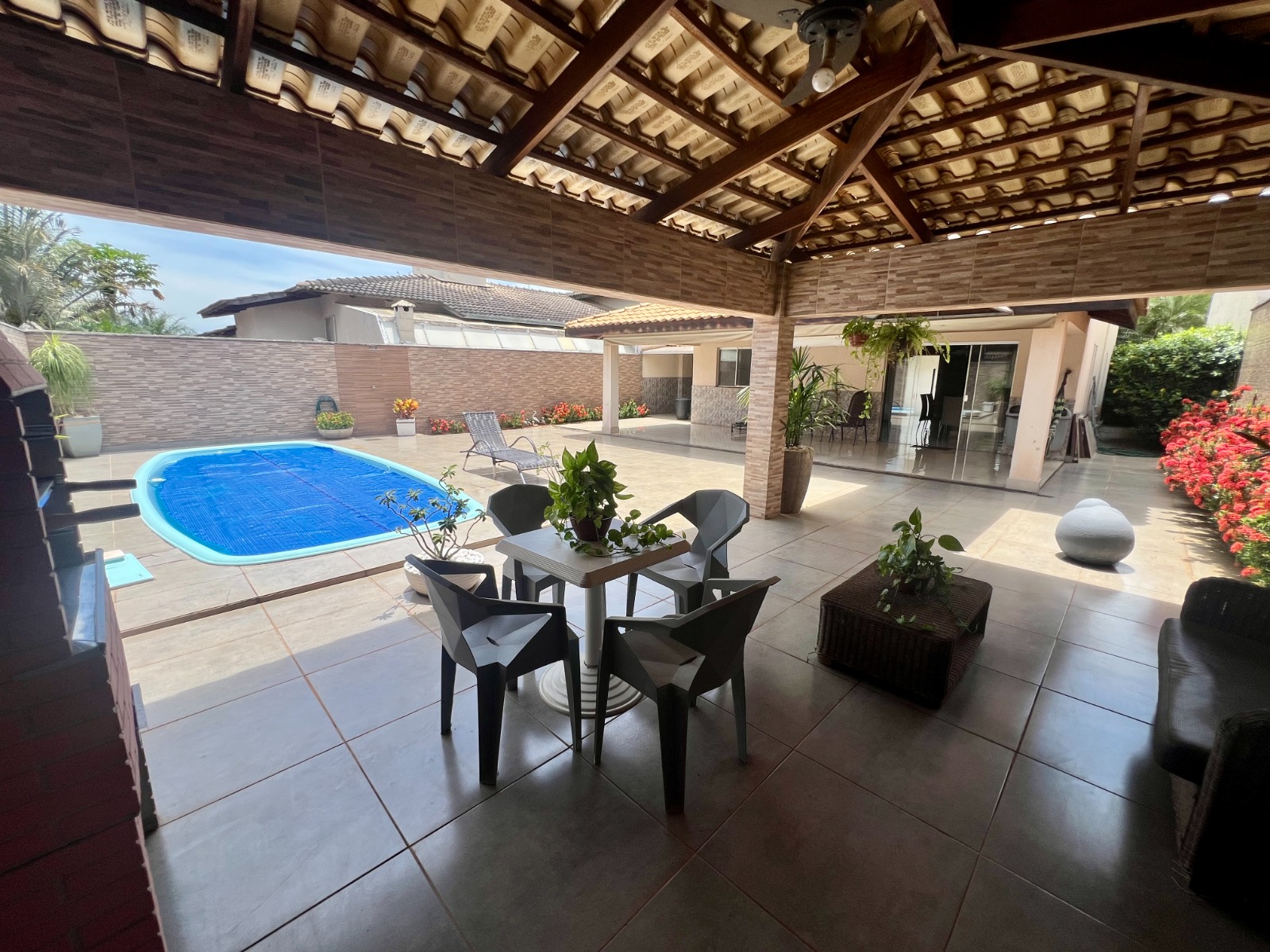 Casa Térrea à Venda no Portal do Sol 1 – Goiânia | 260 m² | 3 Suítes