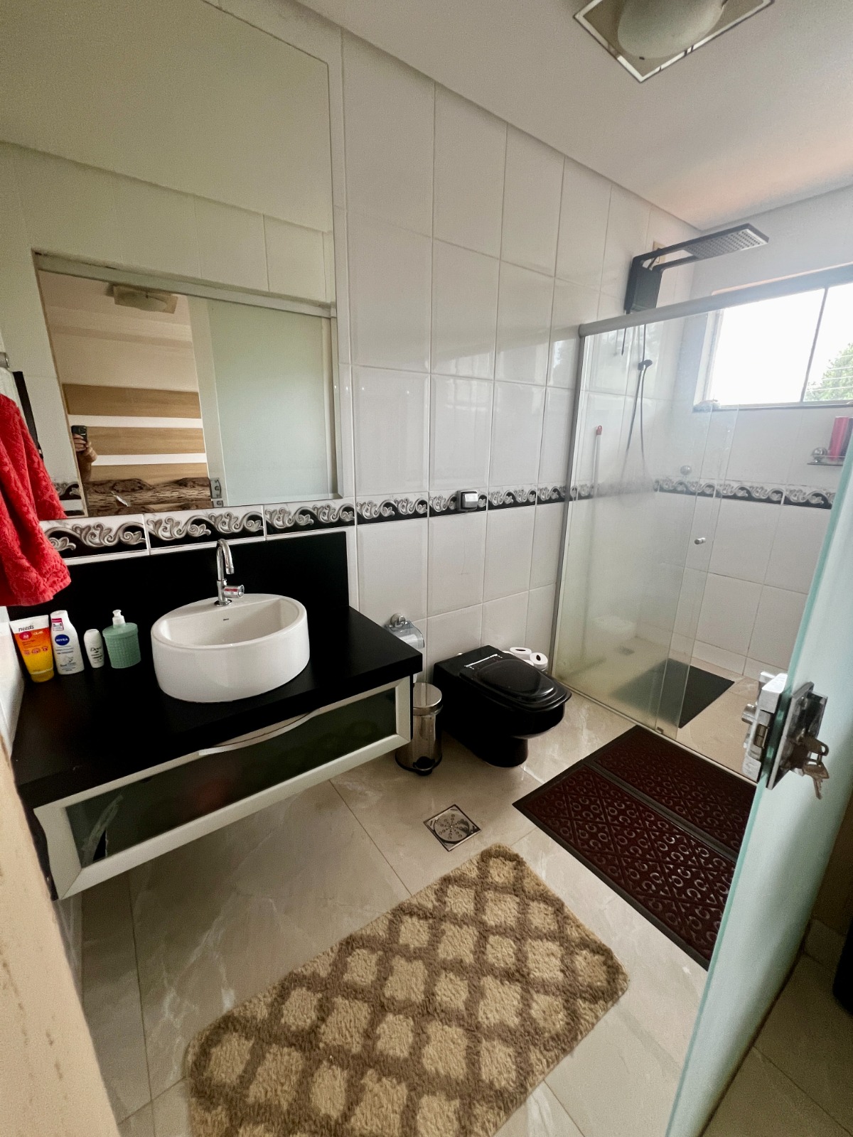 Casa Térrea à Venda no Portal do Sol 1 – Goiânia | 260 m² | 3 Suítes