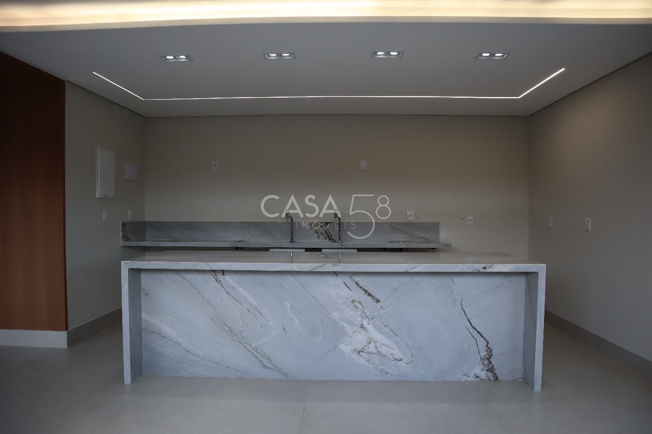 Sobrado Alto Padrão à Venda no Condomínio Jardins Versalhes – 3 Suítes | 212m²